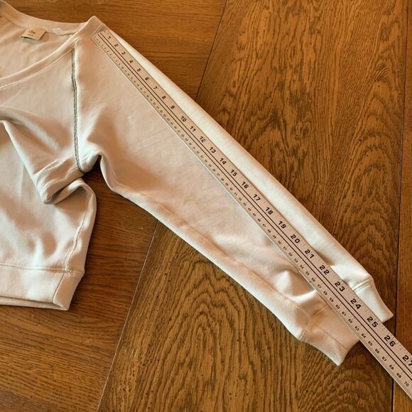 Elie Tahari Sweatshirt Sz Medium Supersoft Cream Metallic Trim Minimalist Luxury - Picture 7 of 10